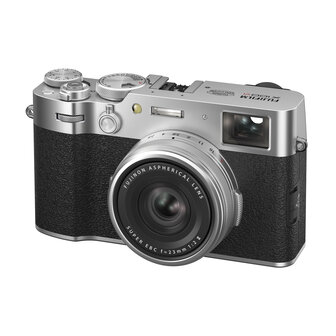 FUJIFILM X100VI zilver